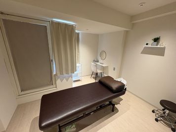 【ROOM5】麻布十番駅近!今話題の設備が充実したリラクゼーション特化のレンタルシェアサロン!受付スタッフ常駐 - THE SALON by HOGUGU