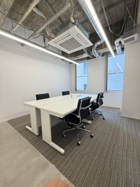 Park Biz WAKAYAMA 会議室206の室内の写真