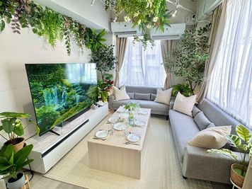 New Open‼︎期間限定10%OFF🎉 グリーン溢れる癒し空間🌿上野エリア•入谷駅3分🍃推し活💖女子会🥂撮影📸 - リーフラウンジ上野