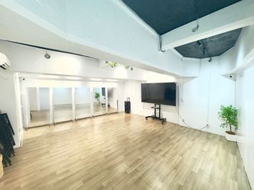 【B－202】音出しOK！楽器練習・ダンス・演劇・歌唱練習・レッスン・映画鑑賞・ボードゲーム・交流会・ゲーム会対応 - 【軍艦スタジオB】新宿・歌舞伎町・駅近1分・職安通り