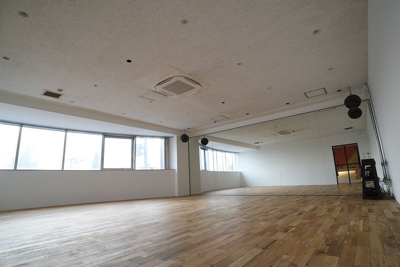 ダンススタジオ、レンタルスタジオ - STRADA STUDIO