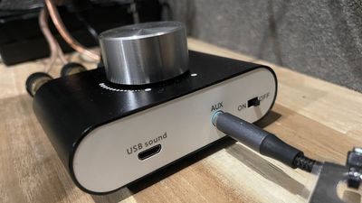アンプ - STUDIO ZERO 相模大野店 Studio B（ホワイト）：定員5名の設備の写真