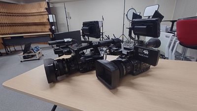 撮影機材【カメラ】（すべて無料利用可能！） - サイドバイスタジオ三田 【撮影機材・制作備品すべて無料貸出OK】サイドバイスタジオ三田の設備の写真