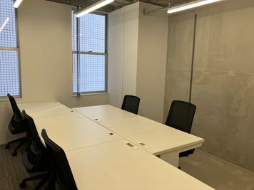 Park Biz WAKAYAMA 会議室218の室内の写真