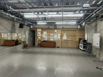 2026-7-28-2 - 文化創造空間 Atelier泉野 【完全貸切】ダンス・楽器・撮影対応｜無料舞台照明完備の室内の写真