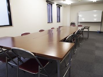 【南森町駅 徒歩6分／西天満エリア】ハイグレードなオフィスビル内での会議をご希望の方におススメ - 西天満　イワイビル