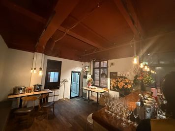 パーティー仕様 - 三誠ビル　カリーチャールズ レトロな雰囲気　欧風カレー専門店の室内の写真