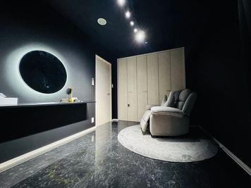 空間プロが作った洗練されたハイビジュアル空間、新築のお部屋でおしゃれな家具、LuxurSweetBeauty - Luxury Sweet Beauty