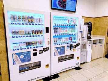 自動販売機 - 東横INN秋田駅東口 シングルの設備の写真