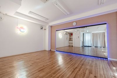 ヨガ・ピラティス・ダンス - Memowal Studio 千鳥橋の室内の写真