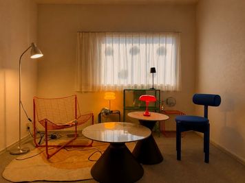 Retro Space Room

レトロな未来をテーマにした、
ちょっと不思議で、どこか懐かしい空間。 - HARAJUKU STUDIO 原宿スタジオ studio janeの室内の写真