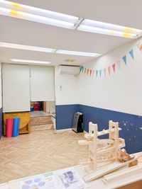 ローテーブル利用可（９０x４５cm x 高さ３０cm・４卓まで） - hahatocco【ハハトッコ】 親子で使えるレンタルスペースhahatoccoの設備の写真