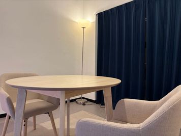 Room1/1 レンタルスペースの室内の写真