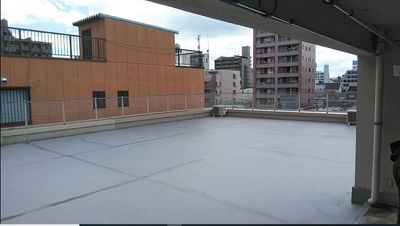 大阪九条の広い屋上を利用してみませんか - PACKSTUDIOTANAKA