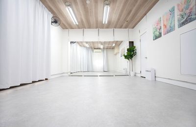 駅より近い、気軽に少人数でご利用頂けるスペースです - CS Tokyo-Base　御徒町レンタルスタジオ 【CS Tokyo-Base】御徒町レンタルスタジオの室内の写真