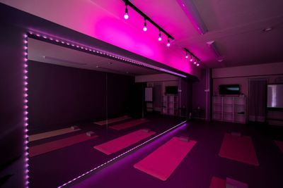STUDIOFAV★新大阪 《STUDIO FAV》ダンス・ヨガ・ウォーキングの室内の写真