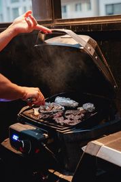Bar Romano Plus 4FテラスBBQの設備の写真