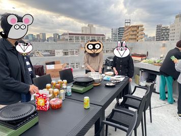 実際のBBQの様子 - U-make南品川 U-make 屋上　パーティープラン（中人数）の設備の写真