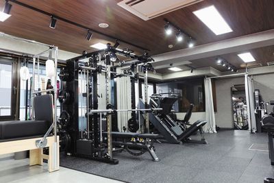 ジム内観 - DOビル新町１　801号室 レンタルフィットネスジム　S-BASISの室内の写真