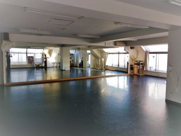 タントタンツスタジオ(小金井) ダンスのためのレンタルスタジオ：タントタンツの室内の写真