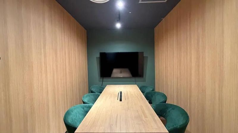 エキニア横浜 5階 ハマポート「オレガノ」の室内の写真