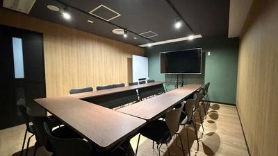 エキニア横浜 5階 ハマポート「パプリカ」の室内の写真