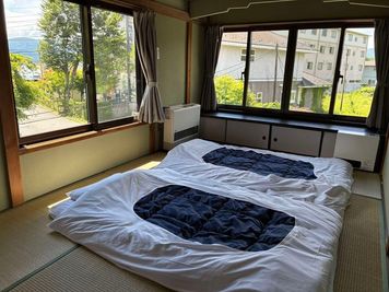 山中湖から徒歩20秒にある老舗旅館|撮影・コスプレ・会議・女子会・BBQに|Wi-Fi・電源完備| - HOTEL Mt.Fuji MoMoAung 桃庵