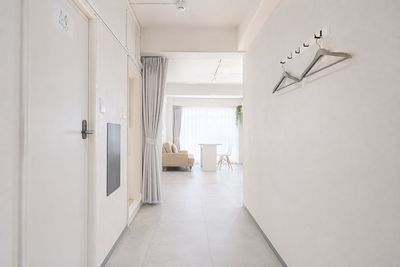 完全貸切のレンタルサロン KuraKura 横浜関内 11,完全貸切のレンタルサロン KuraKura 横浜関内の入口の写真