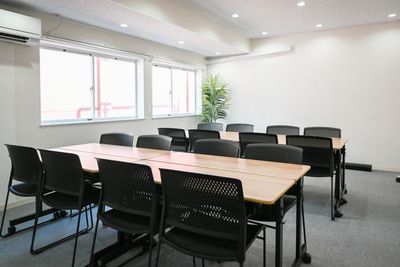 Noyura Space 平塚駅前店 【多目的貸し会議室】JR平塚駅 徒歩1分の室内の写真