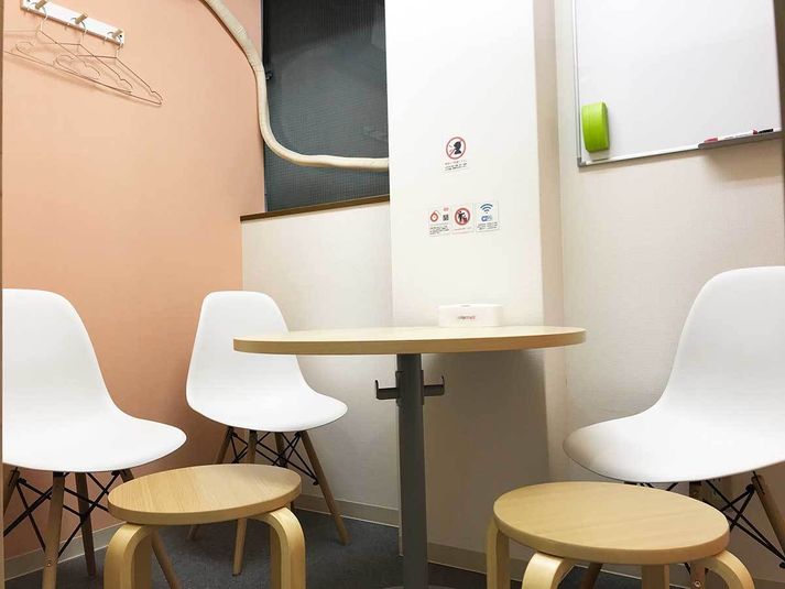 E室 - ピンク［〜4名］ - Colormell（カラメル）池袋西口店