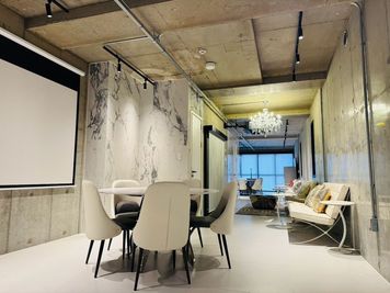 Luxury Sweet HAKATA 駅チカ×80㎡ 大人のLuxury空間 LSHakata 2Aの室内の写真
