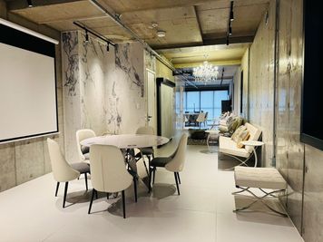 Luxury Sweet HAKATA 駅チカ×80㎡ 大人のLuxury空間 LSHakata 2Aの室内の写真