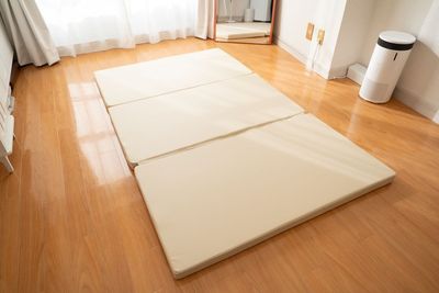 マットレス　使用イメージ - レンタルサロン ゆかい上前津 上前津駅徒歩5秒 ネイル・エステ・整体・メイク ゆかい上前津の室内の写真