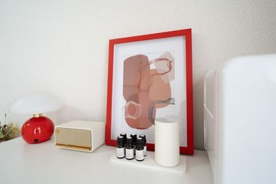 高級感のあるボルドーがポイントカラーです - レンタルサロン ゆかい上前津 上前津駅徒歩5秒 ネイル・エステ・整体・メイク ゆかい上前津の設備の写真
