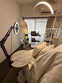 (仮)メイクレッスン時風景※メイク道具は設備、オプションではありません。写真はイメージです。 - メイク/ネイル/アイラッシュ/アイブロウ/ドライヘッドスパサロン メイク/ネイル/アイブロウ/アイラッシュレンタルサロンの室内の写真