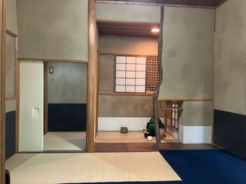 吉向松月窯 吉向松月窯茶室「彩交庵」の室内の写真