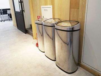 ゴミ箱 - 貸会議室２４大宮 フロア貸切プランの室内の写真