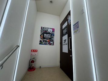 BUZZ STADIUM(弘前)レンタルスタジオ BUZZ STADIUM(弘前)1stの入口の写真