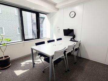 【銀座駅徒歩2分】人数分ネスプレッソ1杯無料・時間前待機スペース有・Wi-Fi完備。スタッフ常駐で当日利用も便利 - ウィズスクエア・GLOXIA銀座店