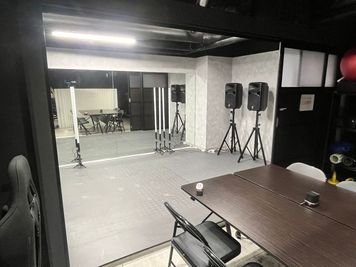 全景 - RE:VISION立川 【RE:VISION立川】ダンススタジオの室内の写真