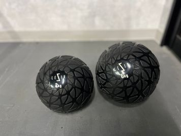 トレーニング器具 - RE:VISION立川 【RE:VISION立川】ダンススタジオの設備の写真