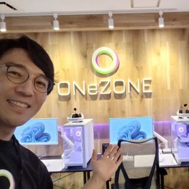 スペースを運営しております作田と申します。よろしくお願いいたします。 - ＯＮｅＺＯＮＥ湘南台 【デジタルノンストレス空間】ラウンジスペースの室内の写真