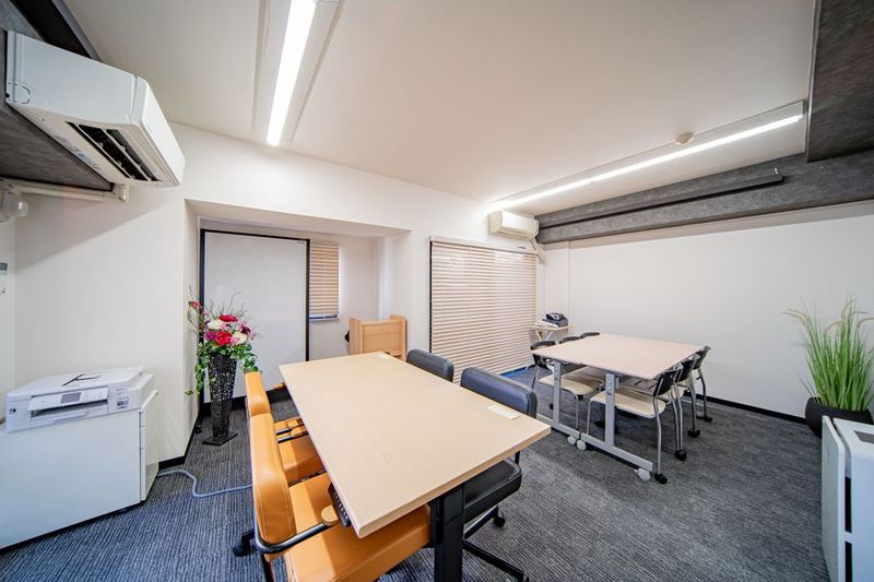 BUSINESS LOUNGE ROOM B 会議＆パーティ - BUSINESS LOUNGE 冷泉町