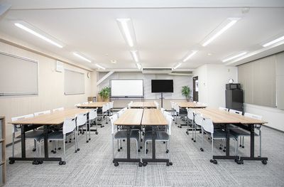 貸会議室ルームス八王子店 【ROOMs八王子店】JR八王子駅5分/京王八王子駅3分の室内の写真
