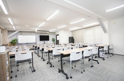 貸会議室ルームス八王子店 【ROOMs八王子店】JR八王子駅5分/京王八王子駅3分の室内の写真