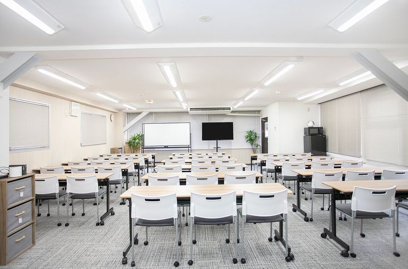 【ROOMs八王子店】JR八王子駅5分/京王八王子駅3分 - 貸会議室ルームス八王子店