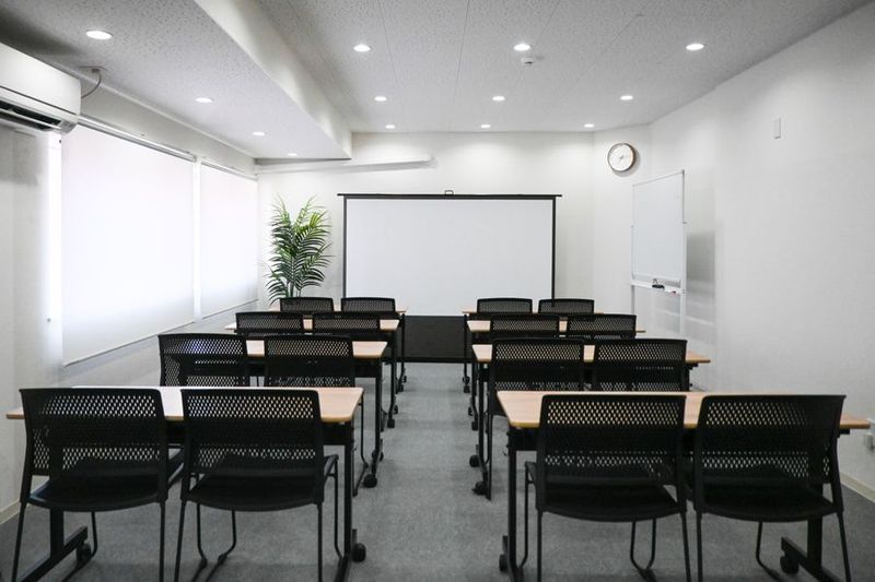 【多目的貸し会議室】JR平塚駅 徒歩1分 - Noyura Space 平塚駅前店