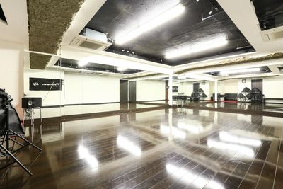 平日値下げ！！ダンス、トレーニング、撮影など多用途なスタジオ。大小2つのスタジオがあります!! - FIPSTA(フィプスタ)