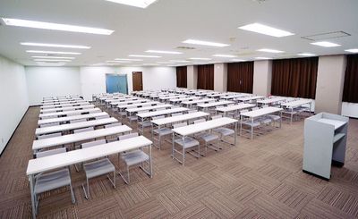 【地下鉄茅場町駅徒歩2分】120名収容可能な大型ホール！プロジェクター・ホワイトボードなど備品が充実、アクセス抜群の会議室！ - TKPスター貸会議室 茅場町