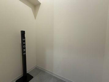 喫煙所（電子タバコのみ可） - SHARE BLUE春日井 B：WEB会議ブース（SB春日井）のその他の写真